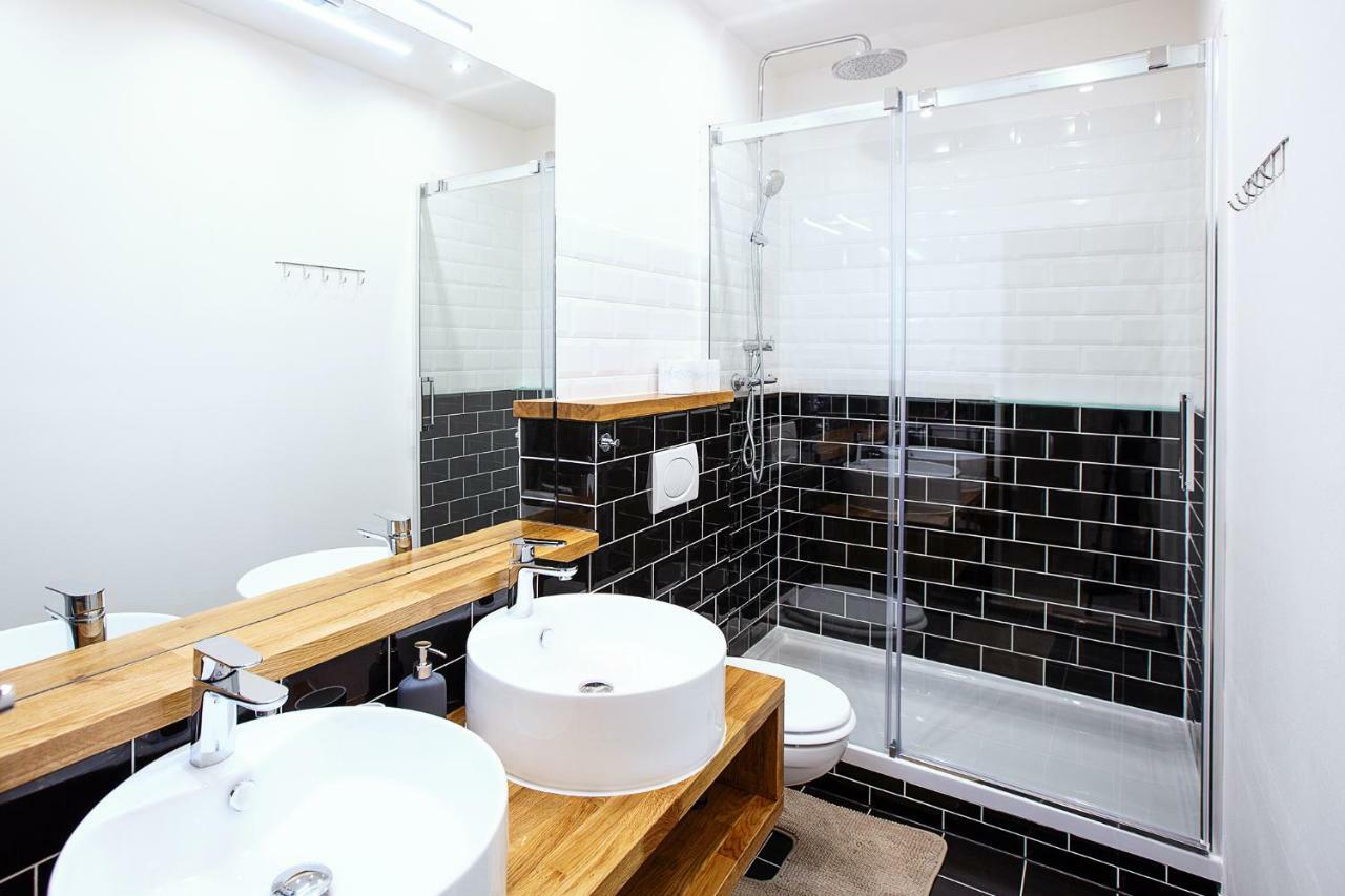 5Br 2Bath Family Apt 5Mins To Wenceslas Square Прага Екстер'єр фото